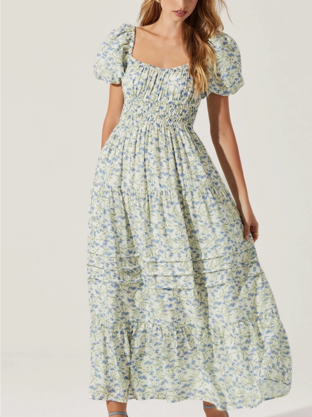 ASTR The Label Florentina Floral Tiered Maxi Dress Puff Sleeve Cottagecore S